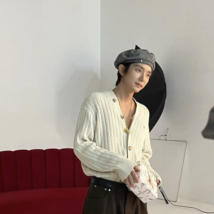 Recent activity shot of Lee Joongi