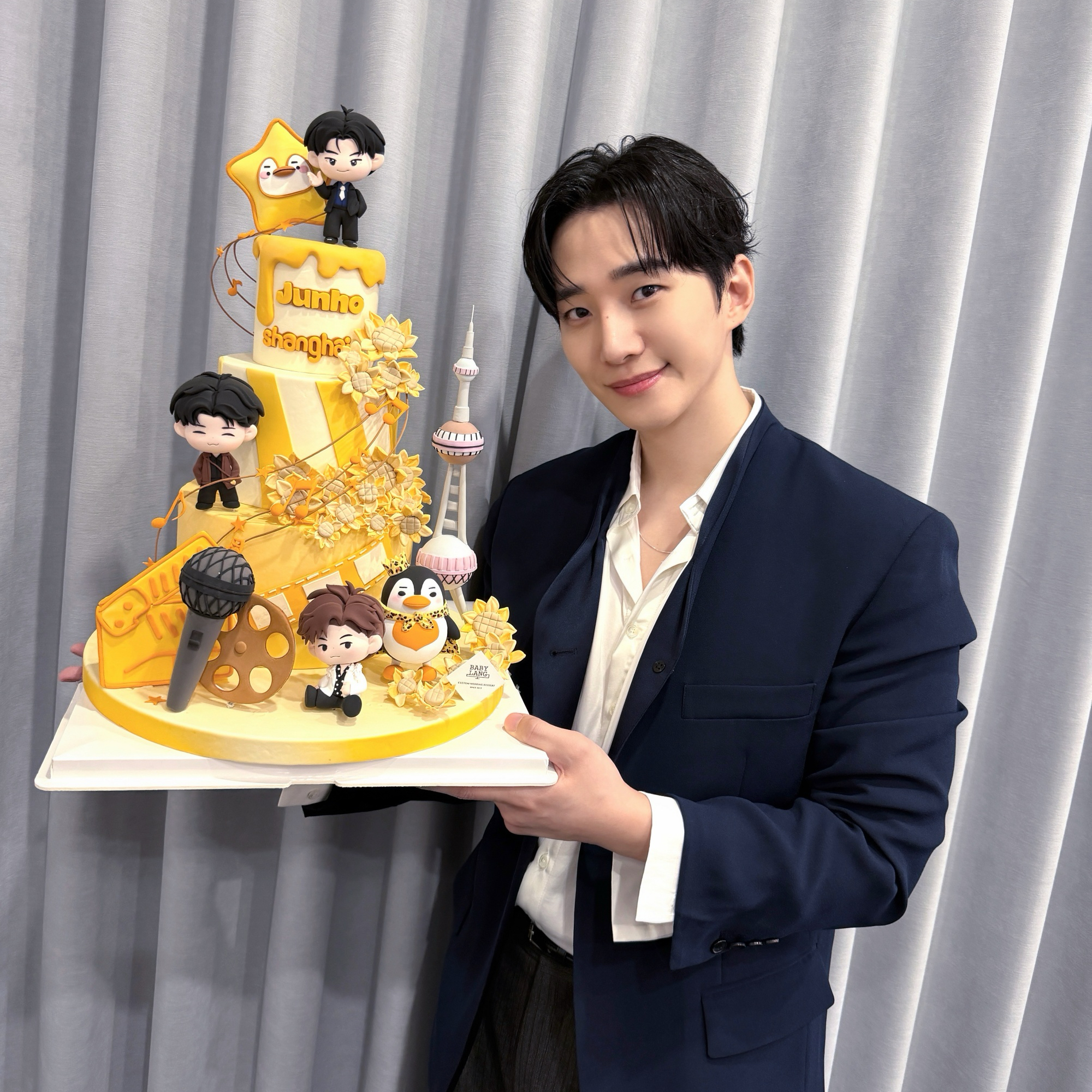 Foto kegiatan terbaru dari Lee Junho