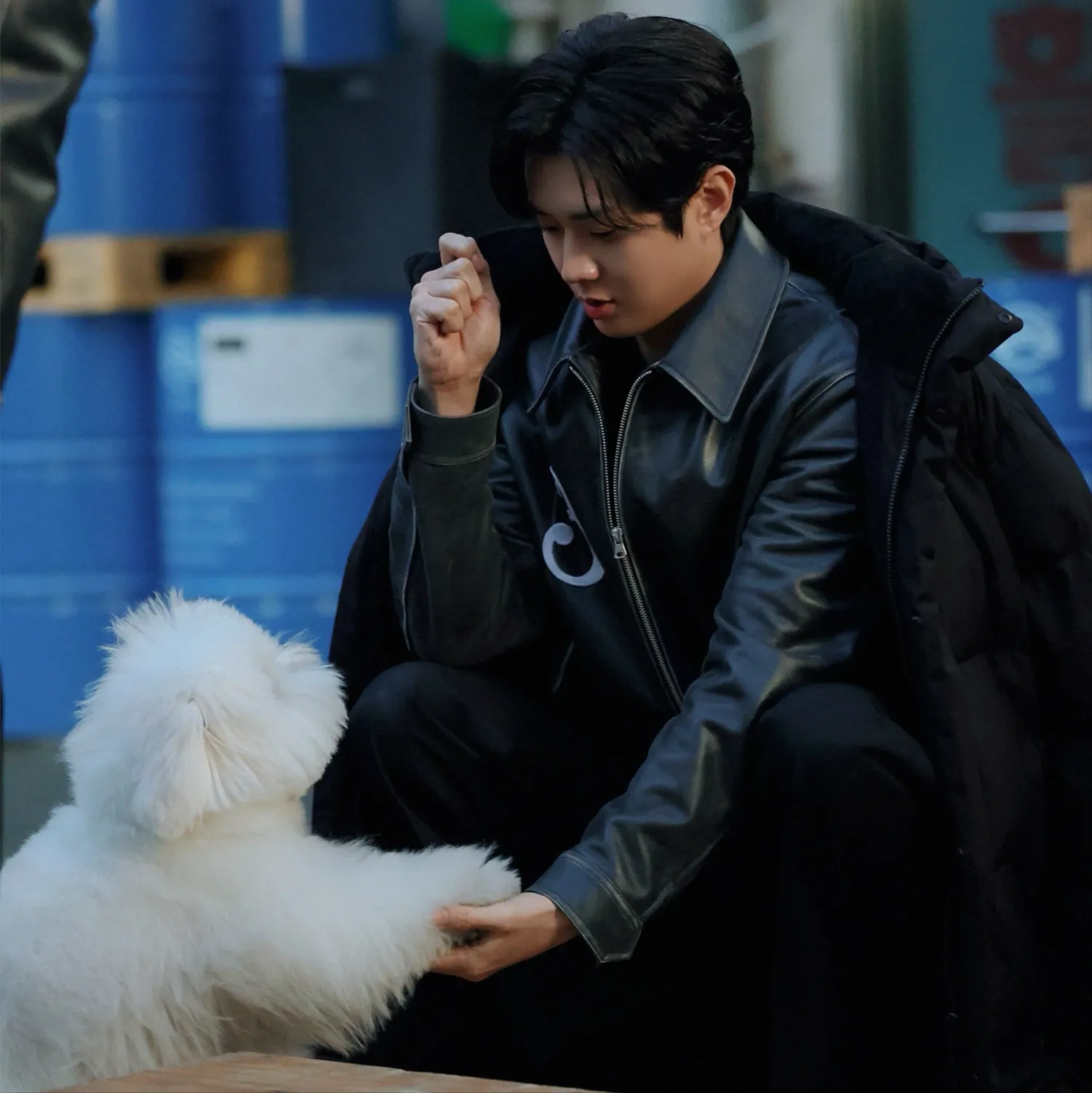 Behind-the-scenes cut of Choi Wooshik