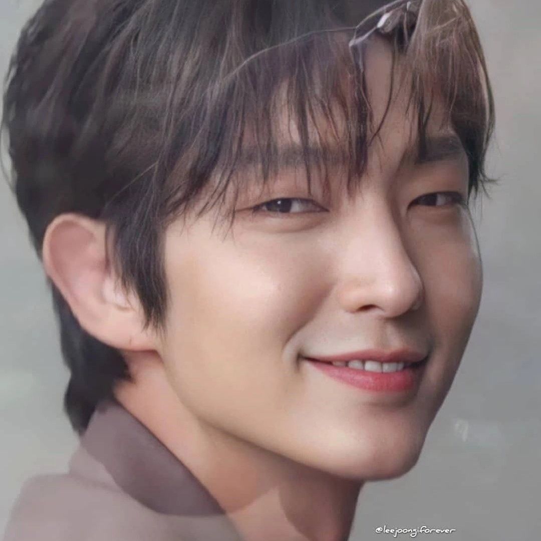 Latest photo of Lee Joongi
