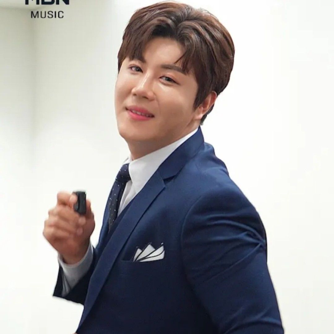 Behind-the-scenes cut of Jin Haesung