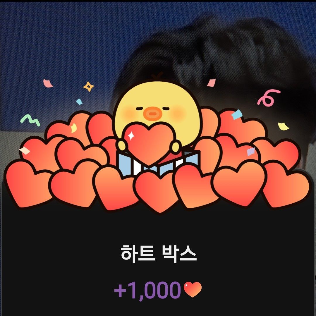 Behind-the-scenes cut of Kang Moonkyung