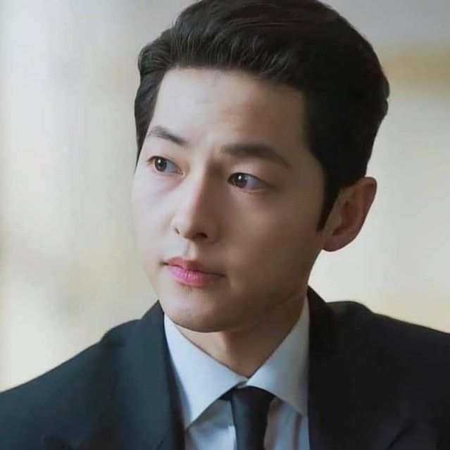 ソン・ジュンギの最新写真