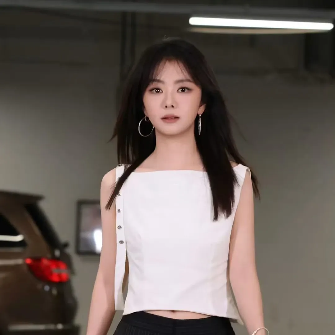 Latest photo of Tan Song Yun