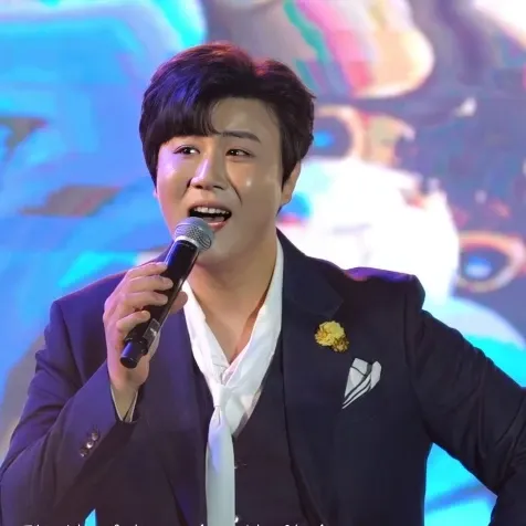 Behind-the-scenes cut of Jin Haesung