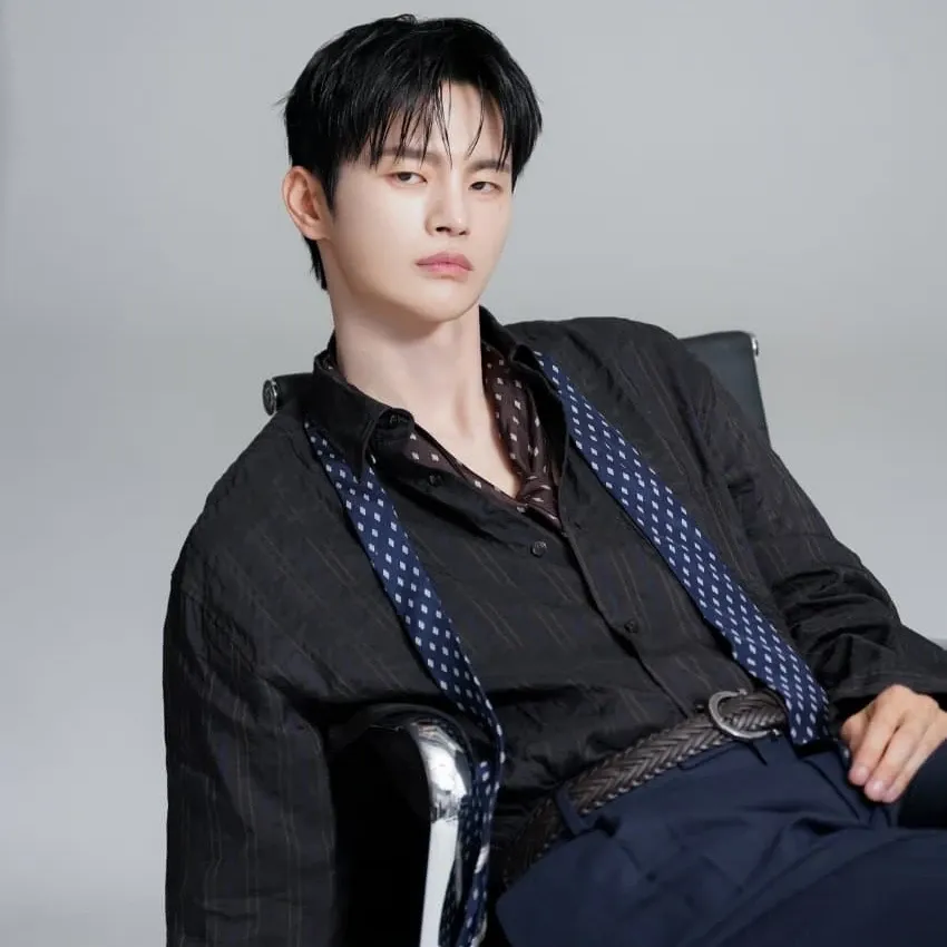 Cuplikan di balik layar dari Seo Inguk