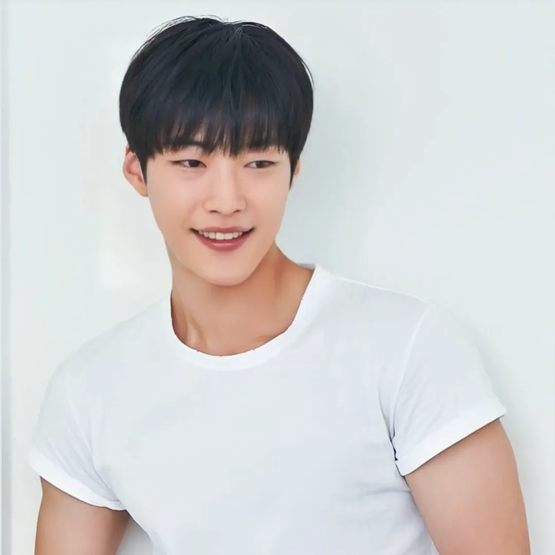 Recent activity shot of Woo Dohwan
