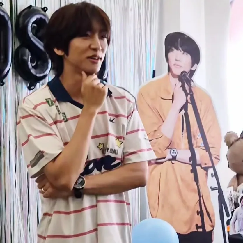 Behind-the-scenes cut of Lee Seungyoon