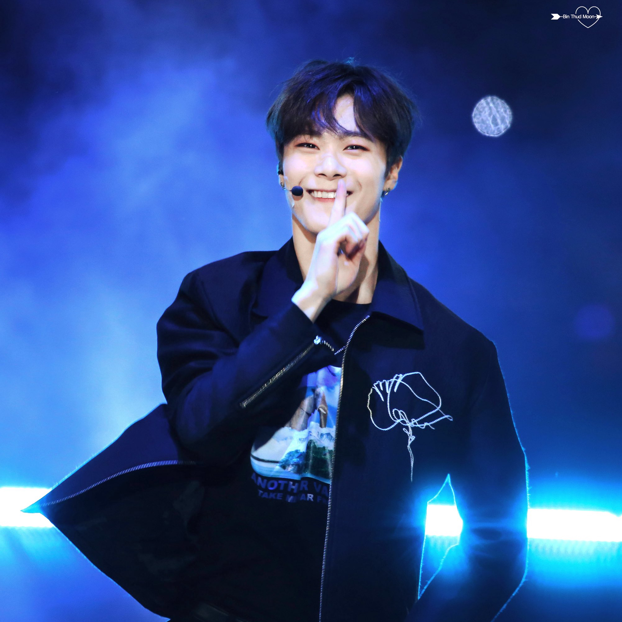 Recent activity shot of Cha Eunwoo