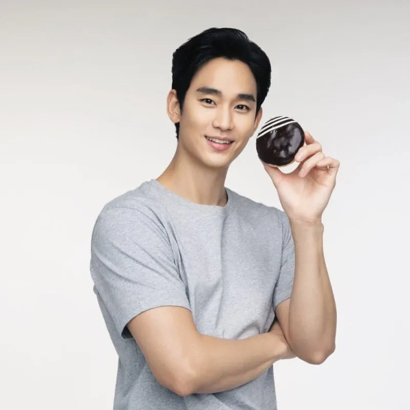 A moment captured by a fan of Kim Soohyun