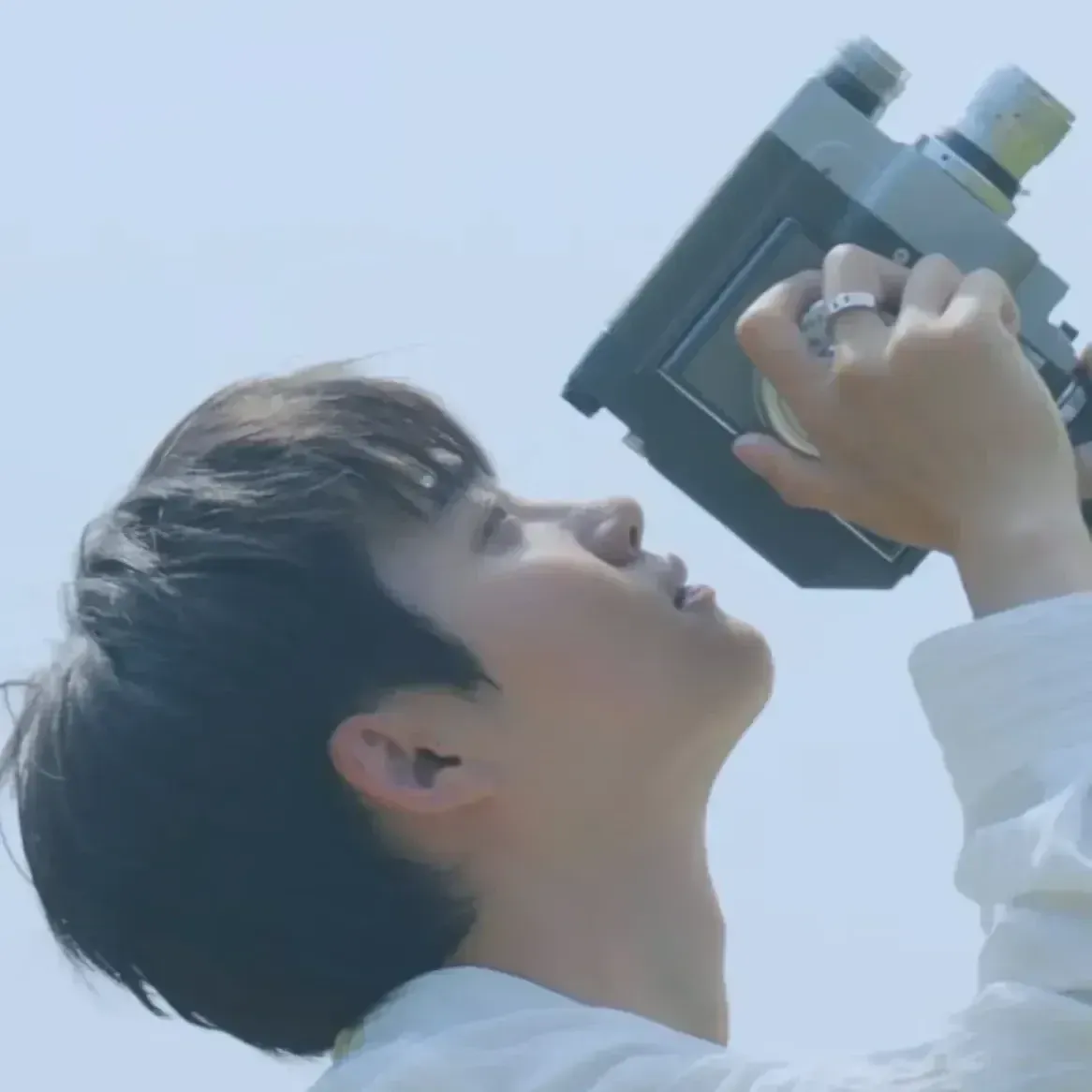 Cuplikan di balik layar dari Doh Kyungsoo (D.O.)