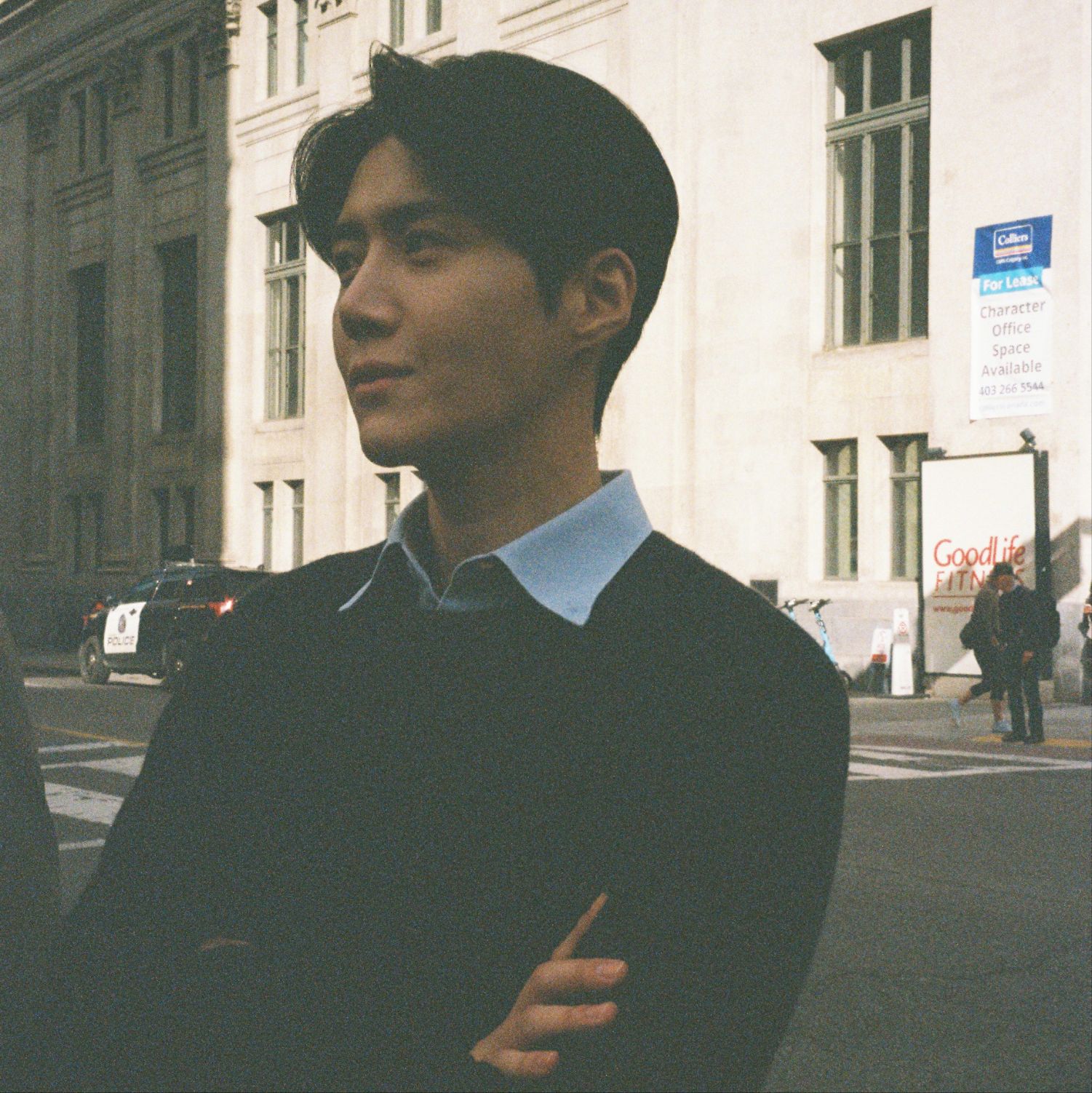 Behind-the-scenes cut of Kim Seonho