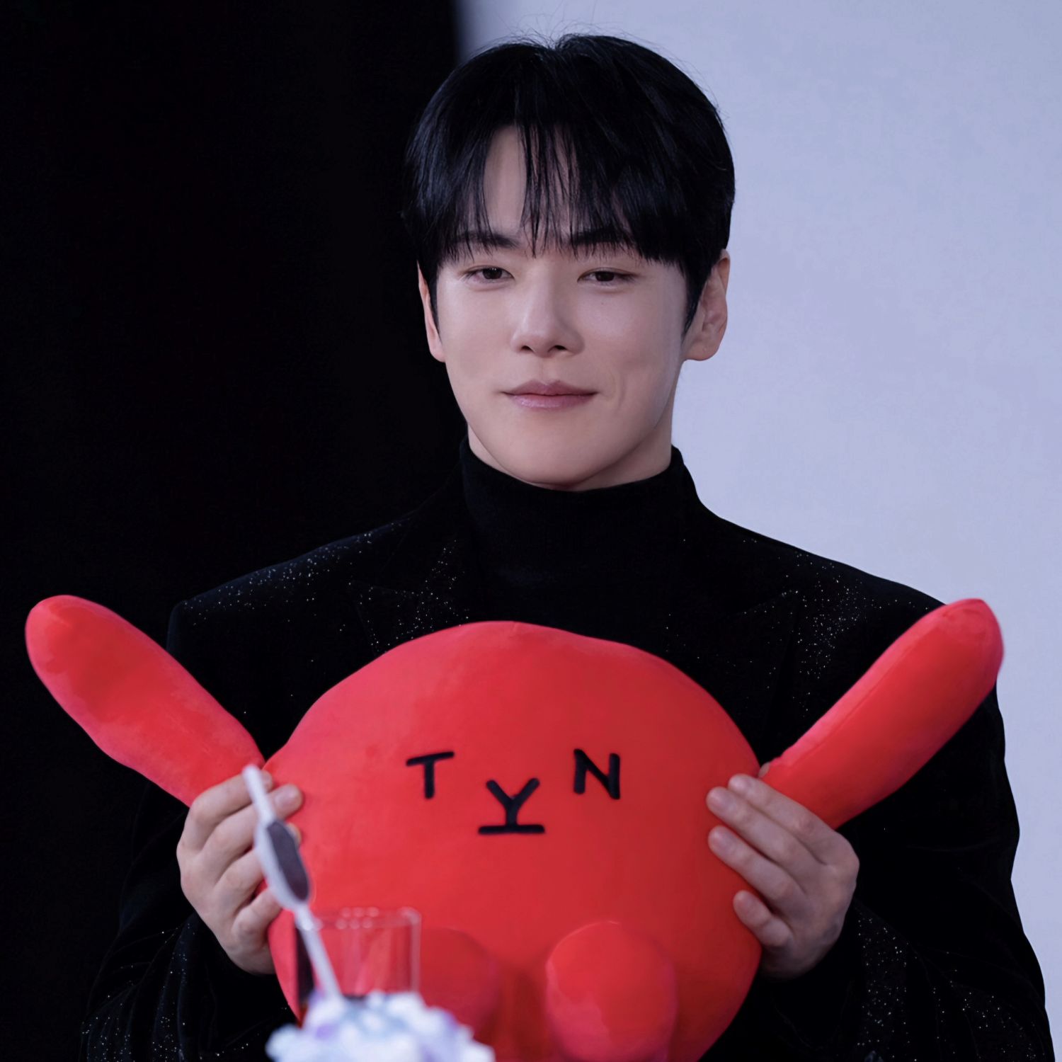 Behind-the-scenes cut of Kim Junghyun