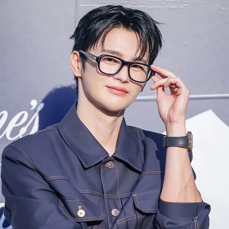 A moment captured by a fan of Seo Inguk