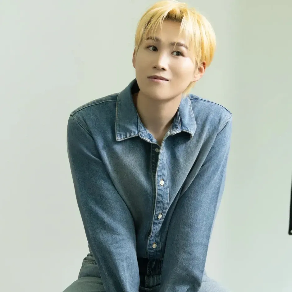 김희재의 비하인드 컷