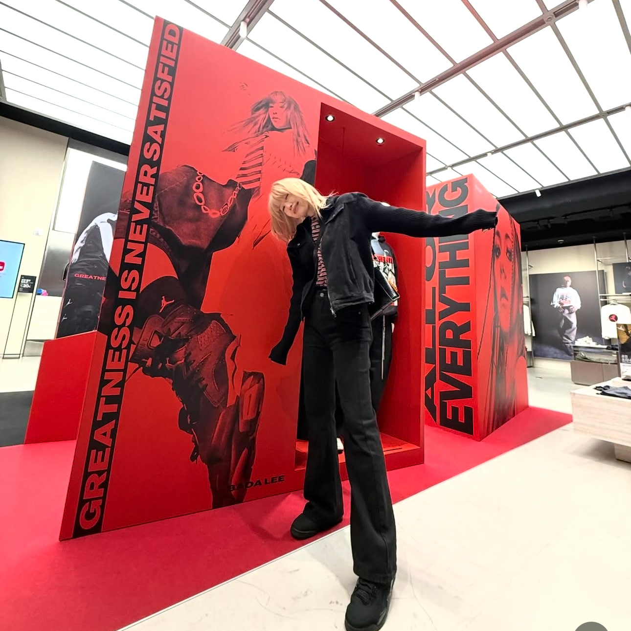 Behind-the-scenes cut of BADA