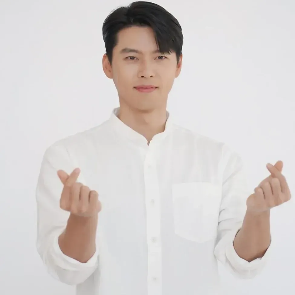Foto terbaru dari Hyun Bin