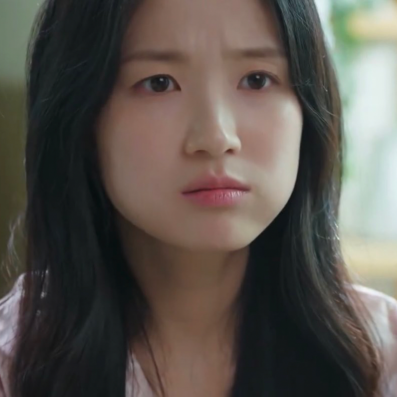 A moment captured by a fan of Kim Hyeyoon