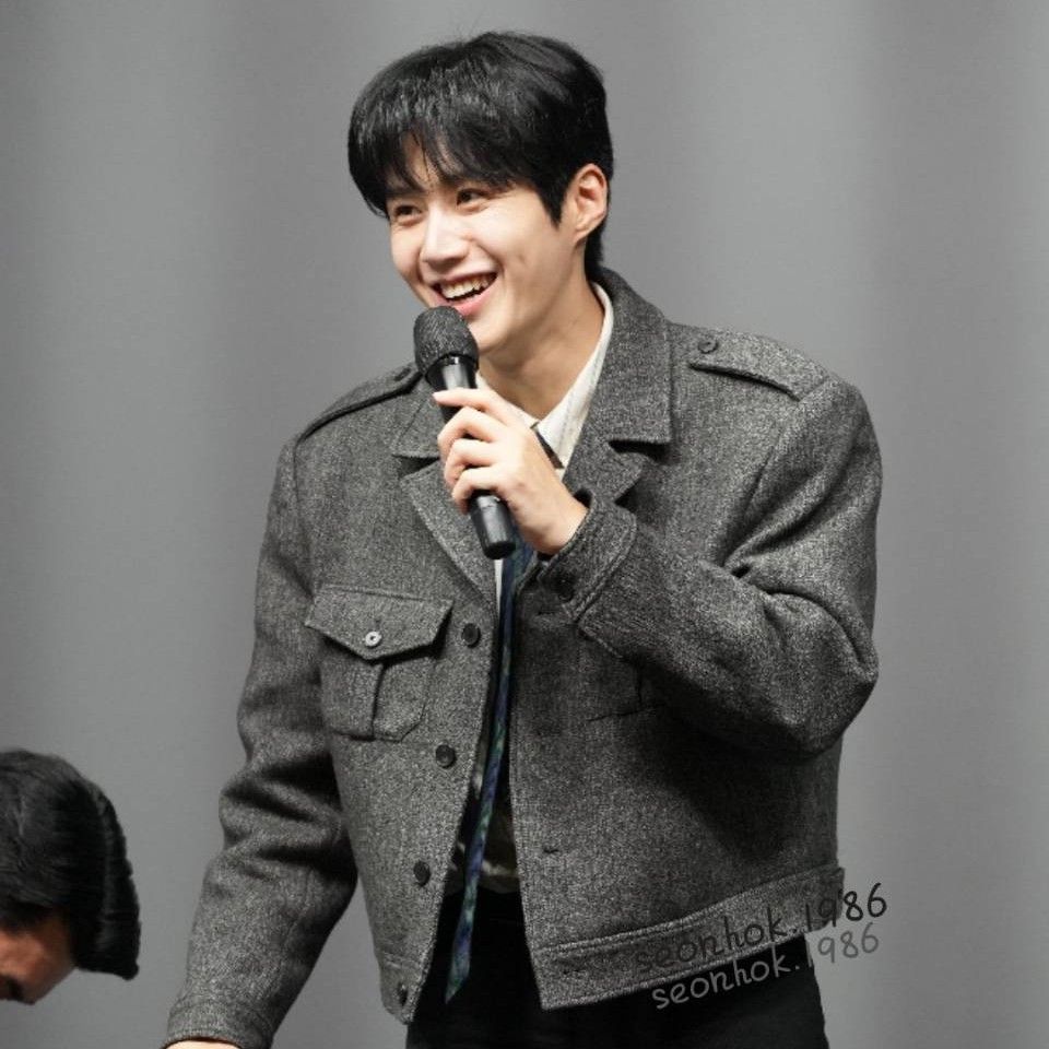 金宣虎的近期活動照