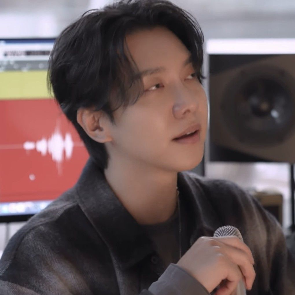 Cuplikan di balik layar dari Lee Seunggi