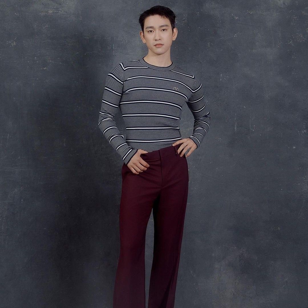 Latest photo of Park Jinyoung