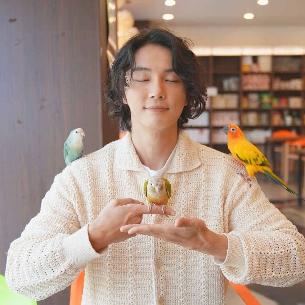 Latest photo of Yoon Shiyoon