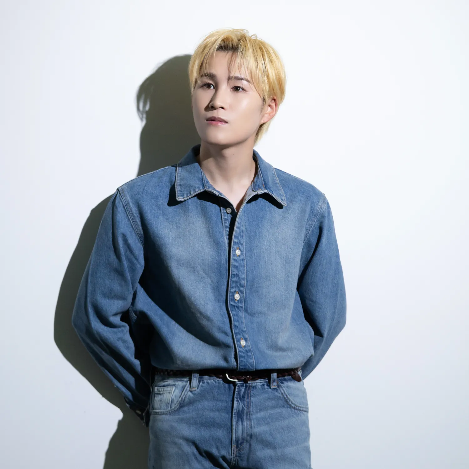 김희재의 비하인드 컷