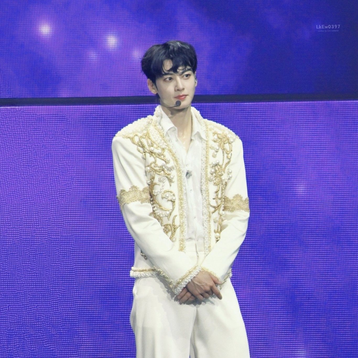 Recent activity shot of Cha Eunwoo