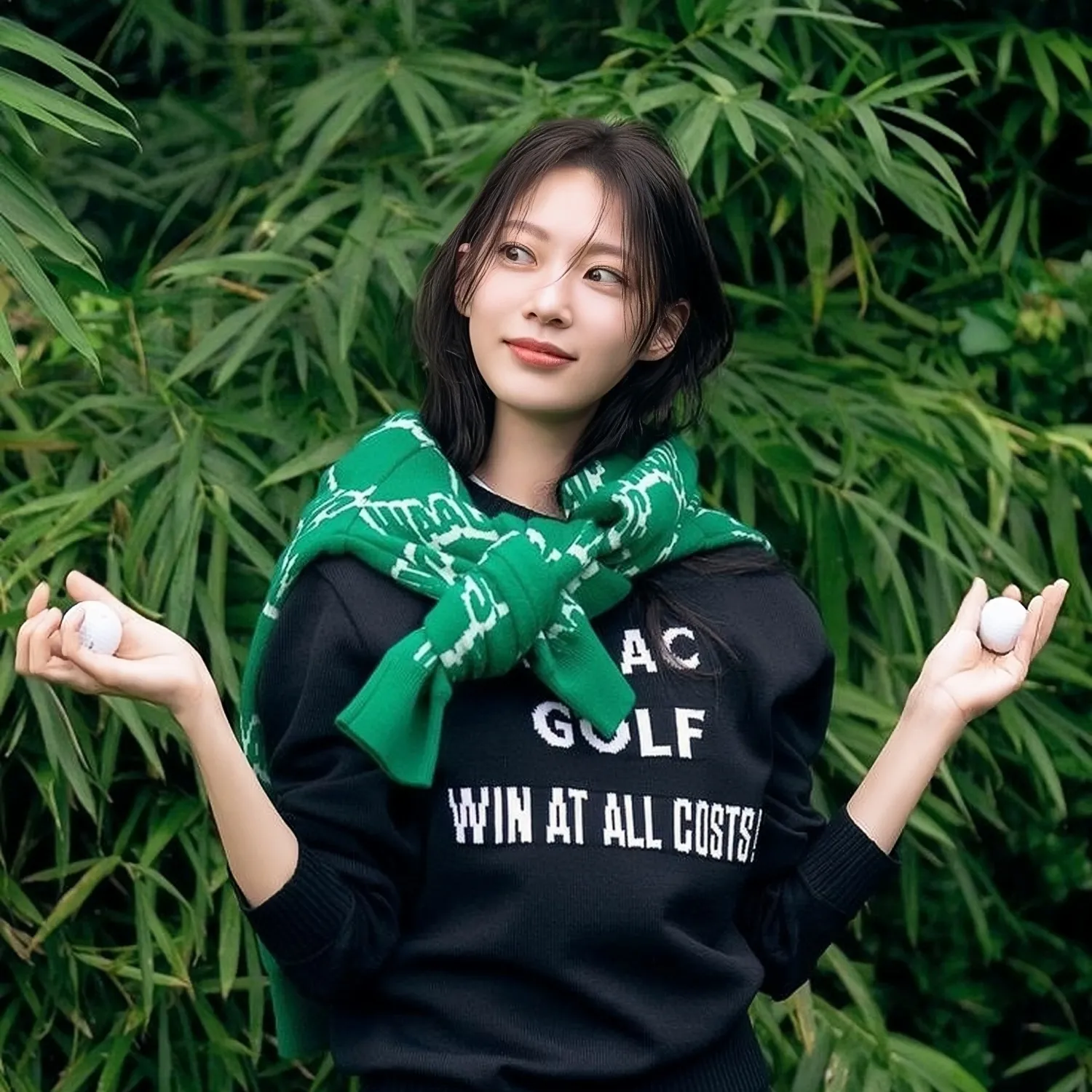 Behind-the-scenes cut of Gong Seungyeon