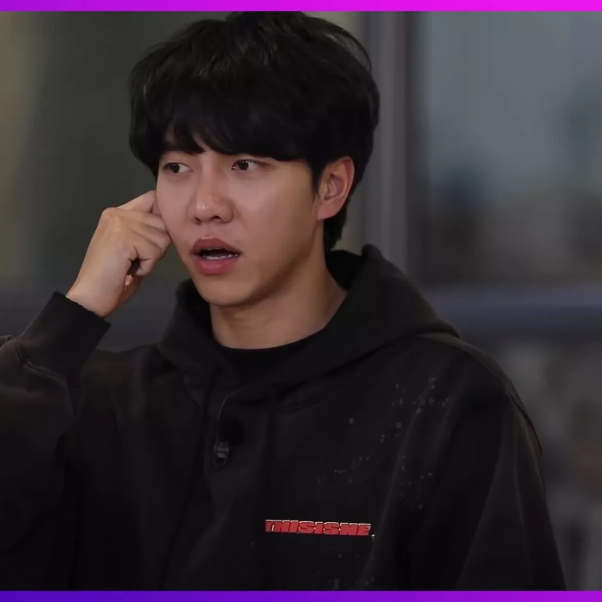 Momen yang diabadikan oleh penggemar Lee Seunggi