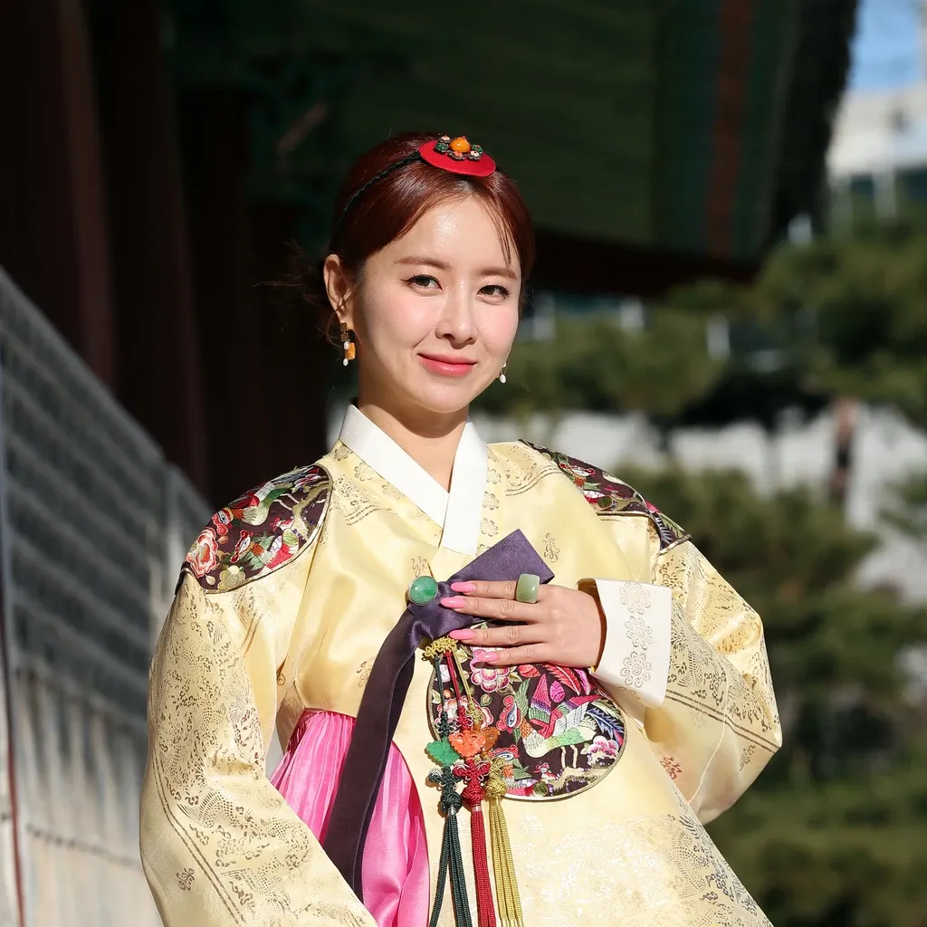 Behind-the-scenes cut of Eun Gaeun
