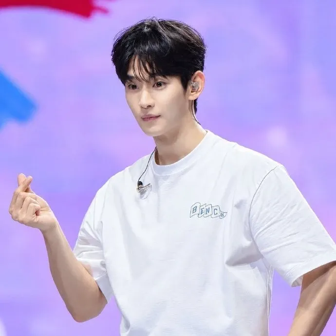 Behind-the-scenes cut of Kim Soohyun