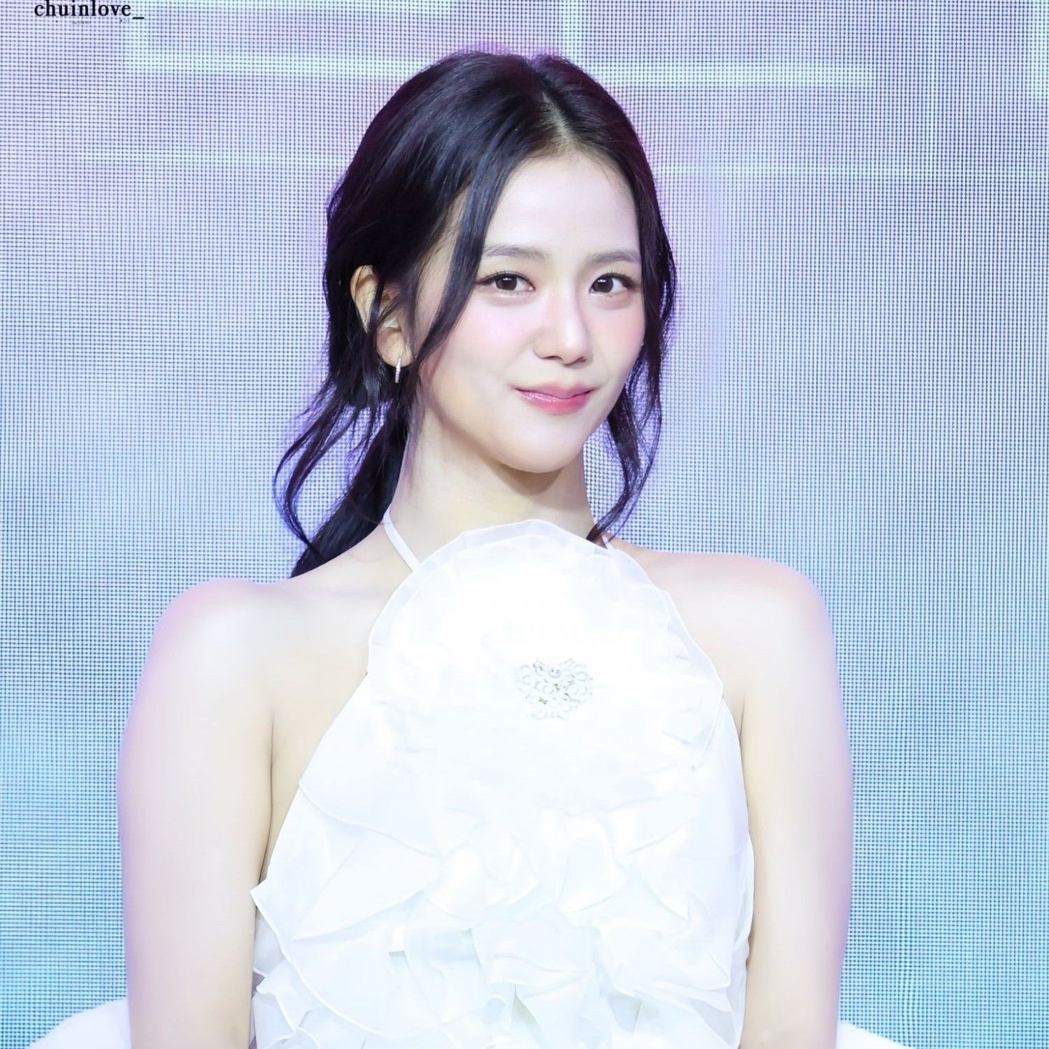 Latest photo of Jisoo (1995)