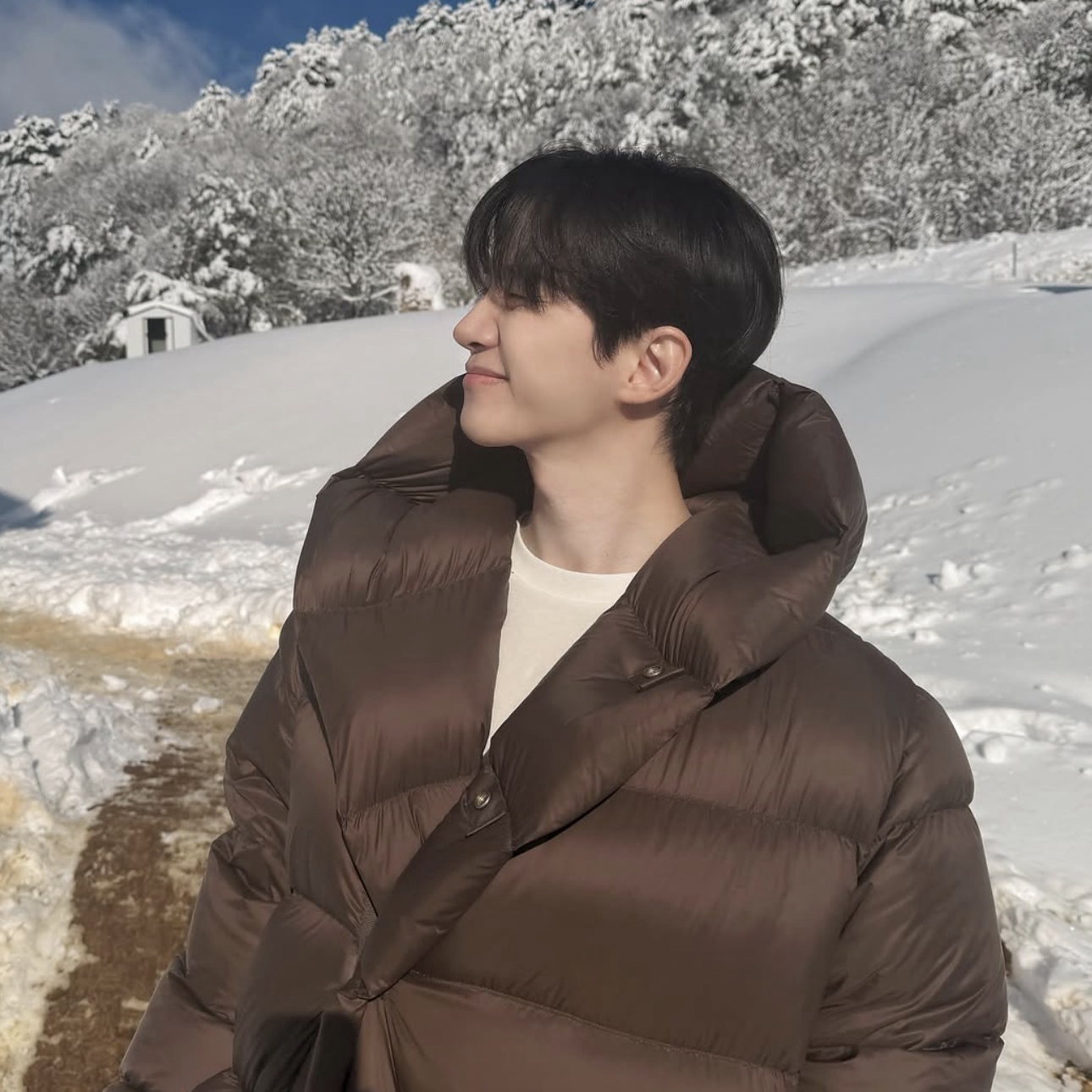 Foto terbaru dari Lee Junho