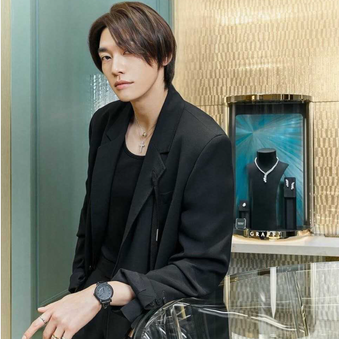 Behind-the-scenes cut of Kim Youngkwang