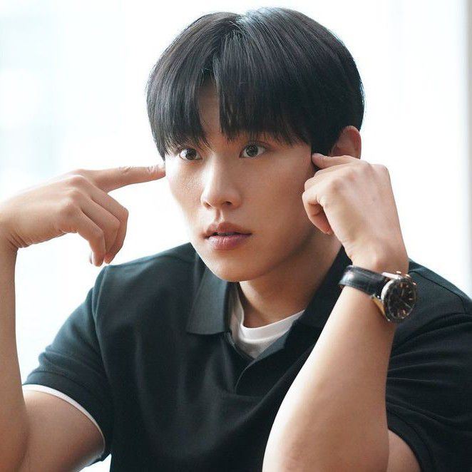 Behind-the-scenes cut of Kim Sungcheol