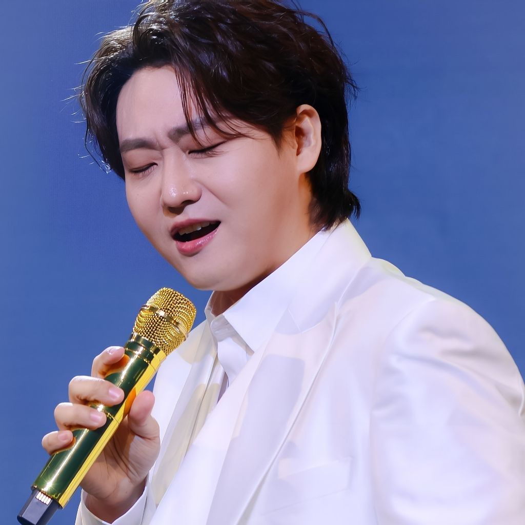 A moment captured by a fan of Min Soohyun