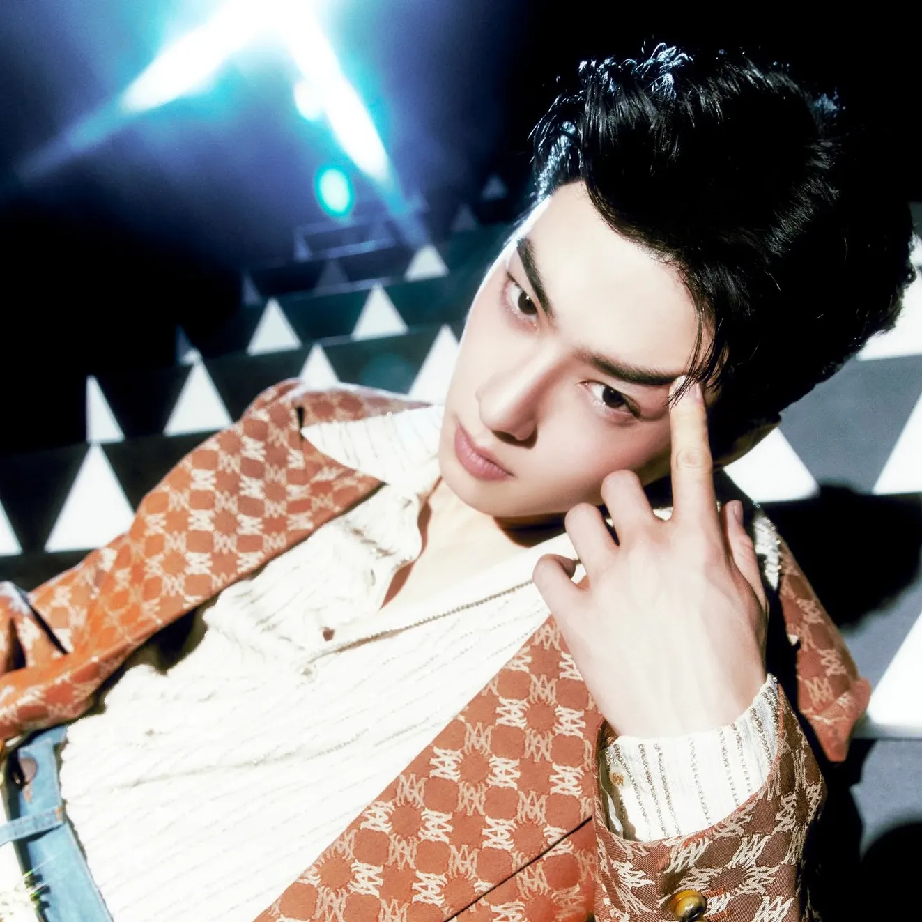 Latest photo of Cha Eunwoo