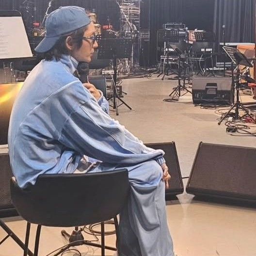 Behind-the-scenes cut of Lee Joongi