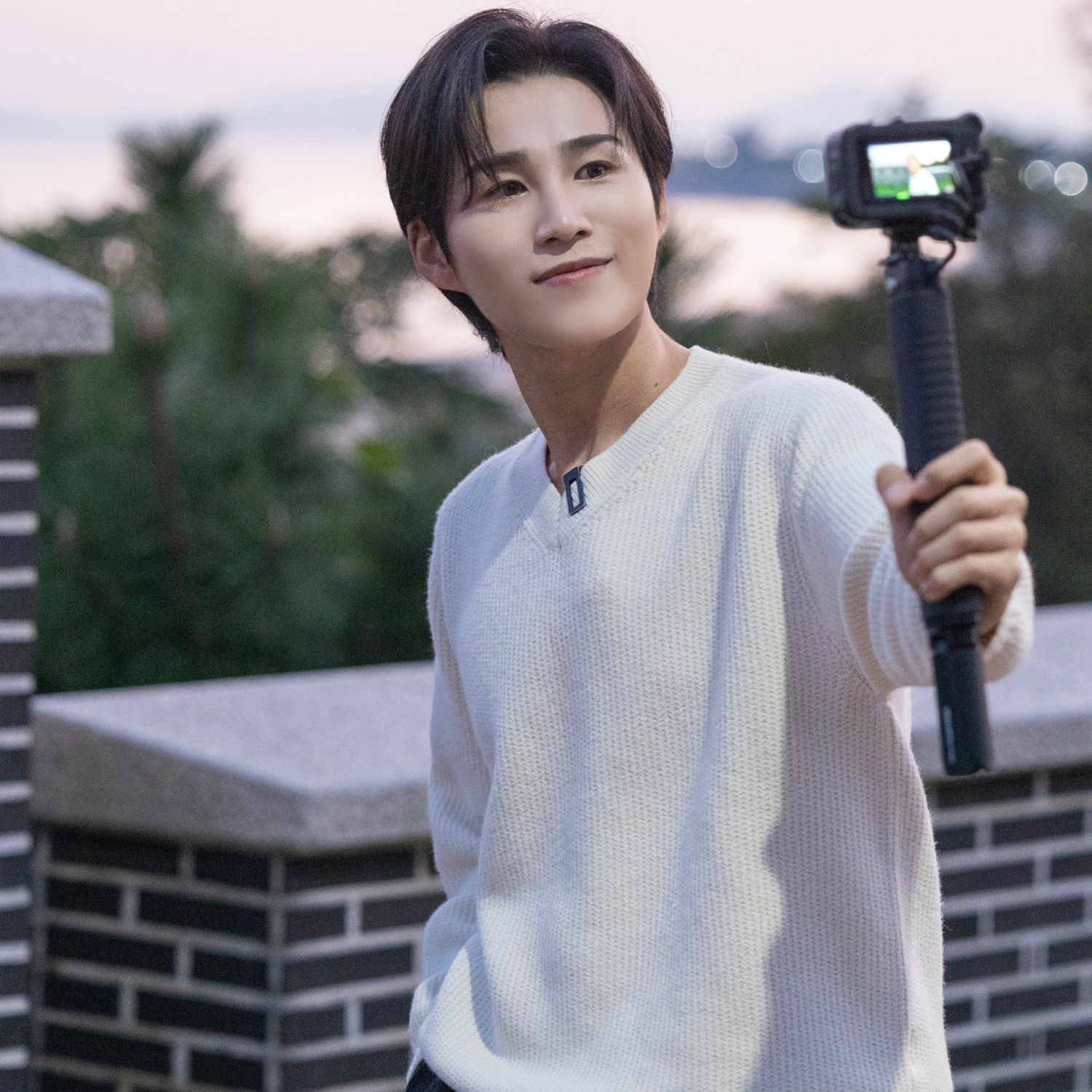 Behind-the-scenes cut of Kim Heejae