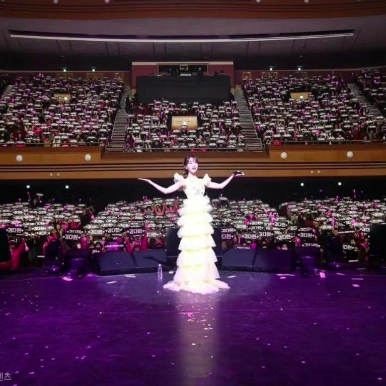 粉絲拍下的金多賢瞬間