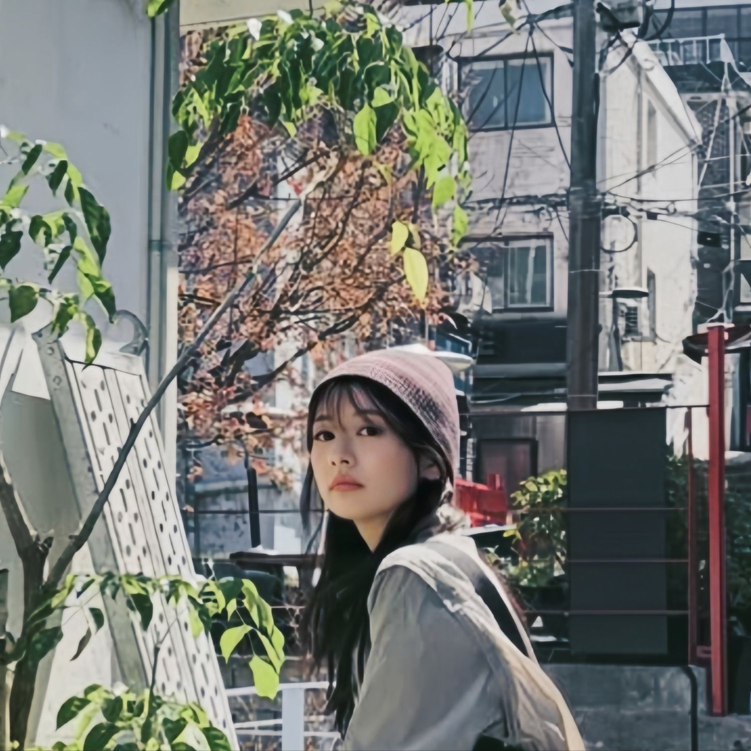 Behind-the-scenes cut of Jung Somin