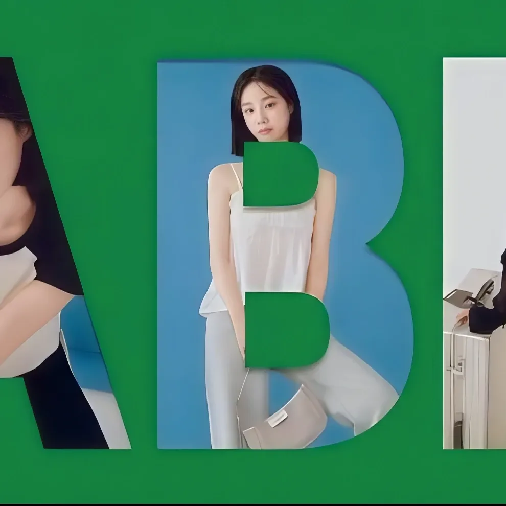 Latest photo of Yeonwoo