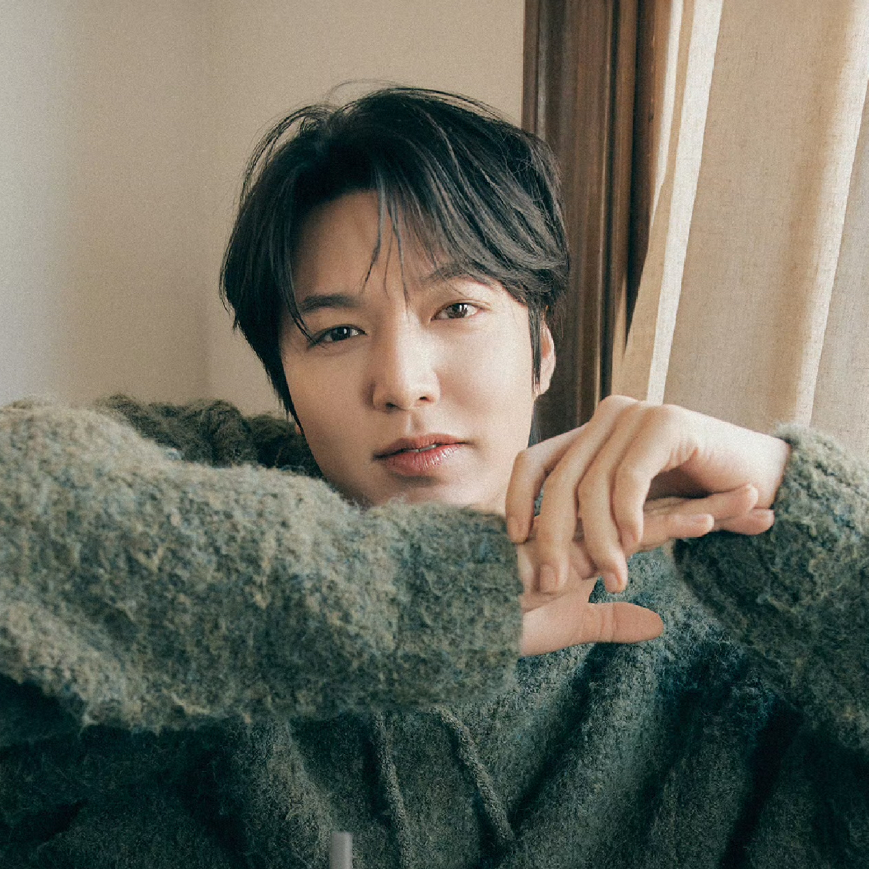 Behind-the-scenes cut of Lee Minho