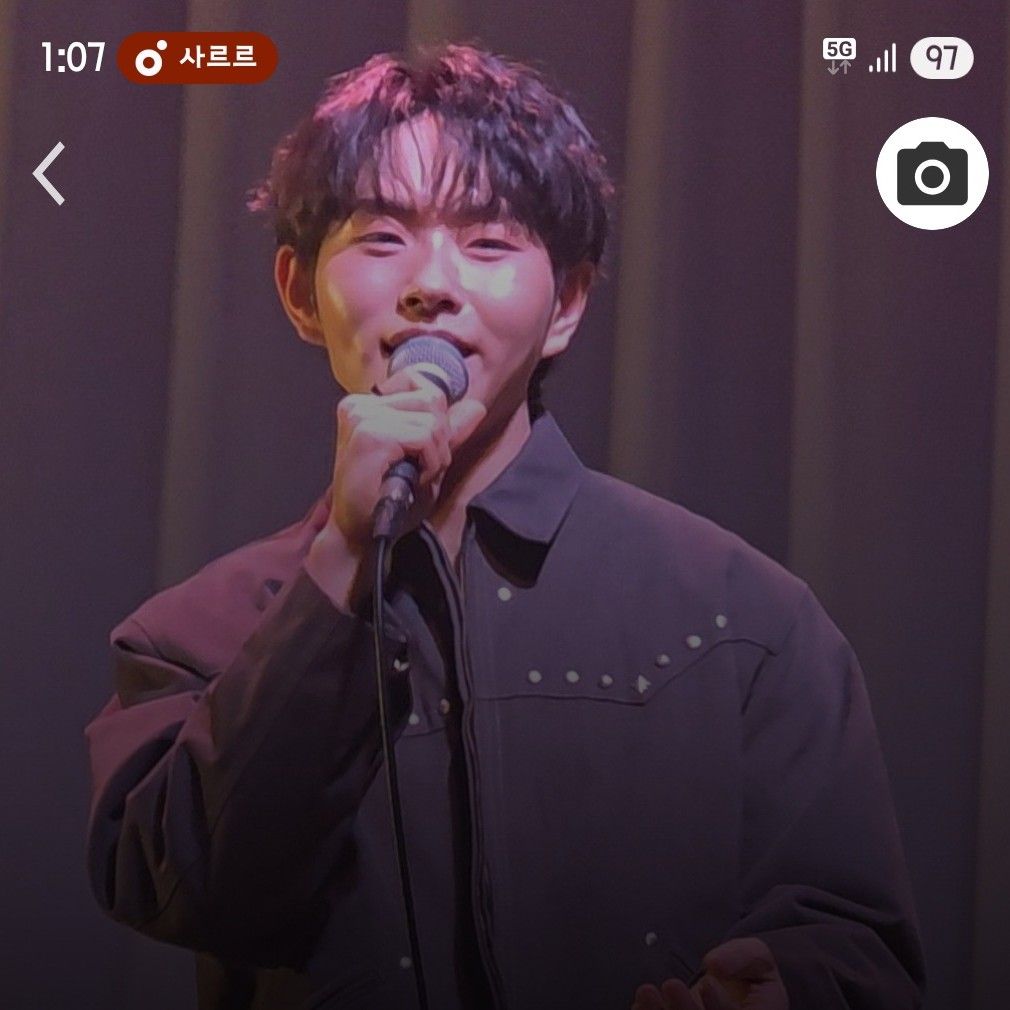 Latest photo of Lee Byeongchan