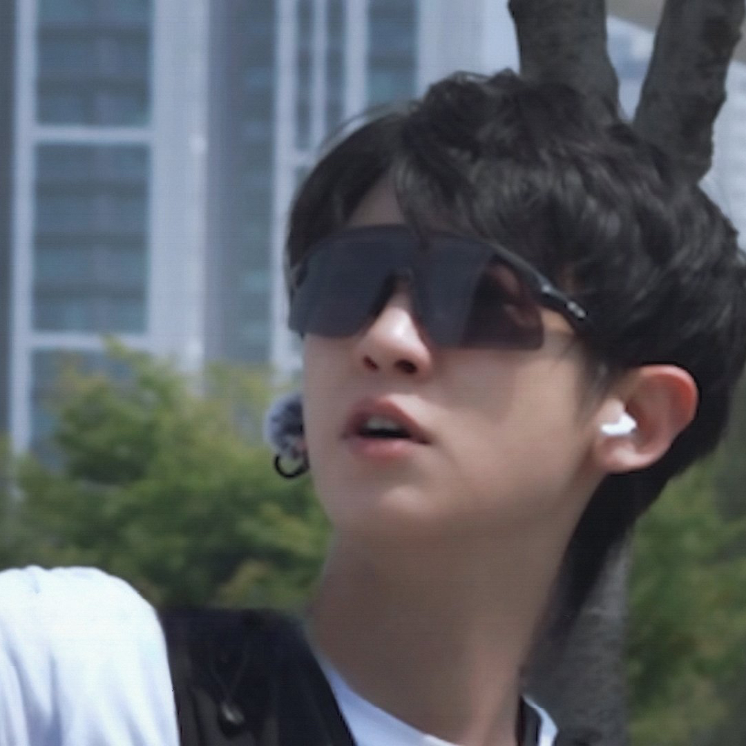 Latest photo of Chanyeol