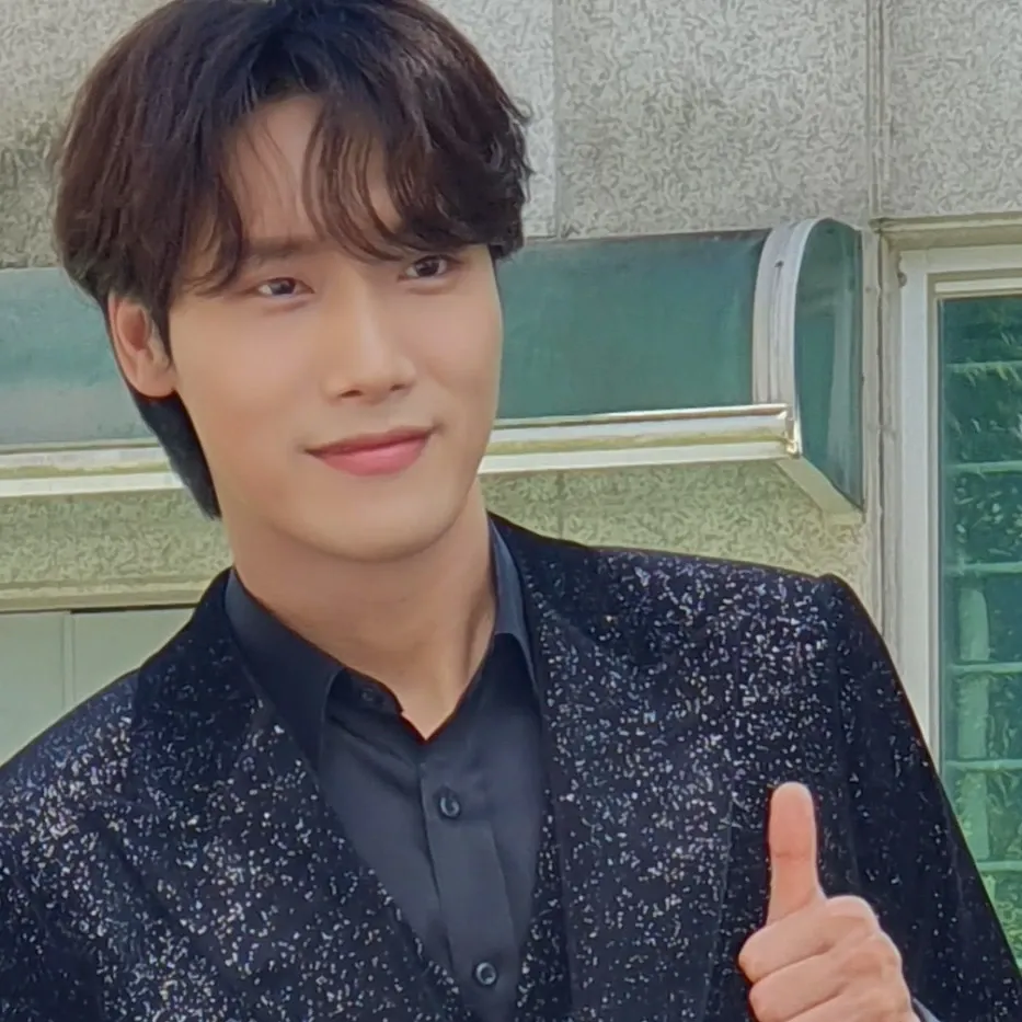 A moment captured by a fan of Choi Woojin