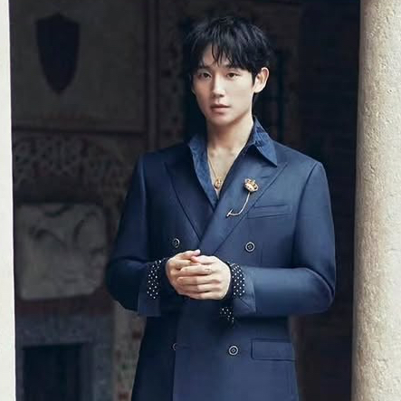 粉絲拍下的丁海寅瞬間