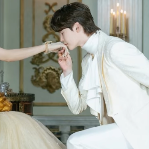Latest photo of Lee Jongsuk