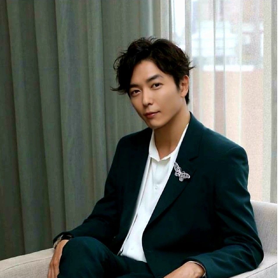 김재욱 최근 활동샷